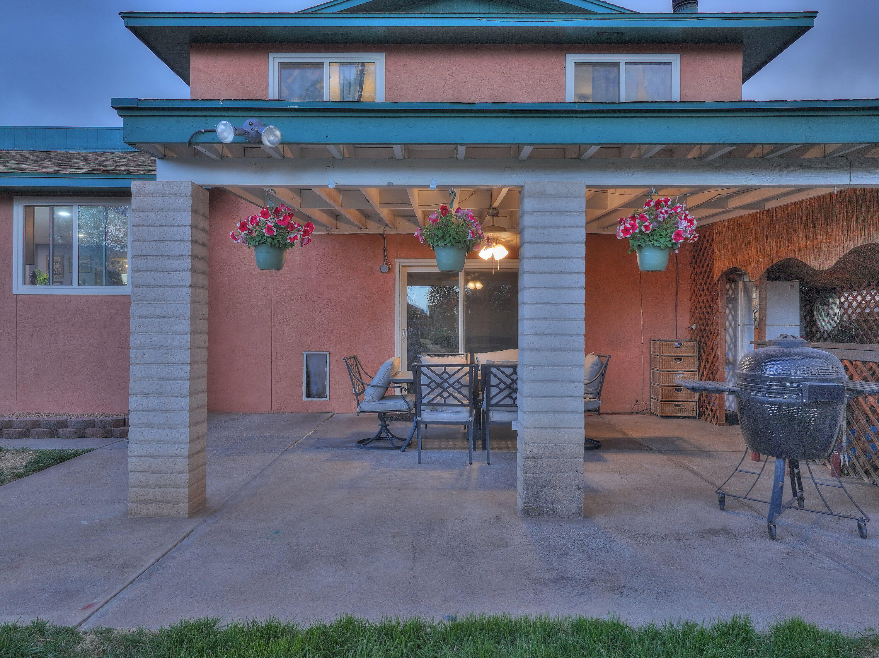 7421 WOODAL Street NE