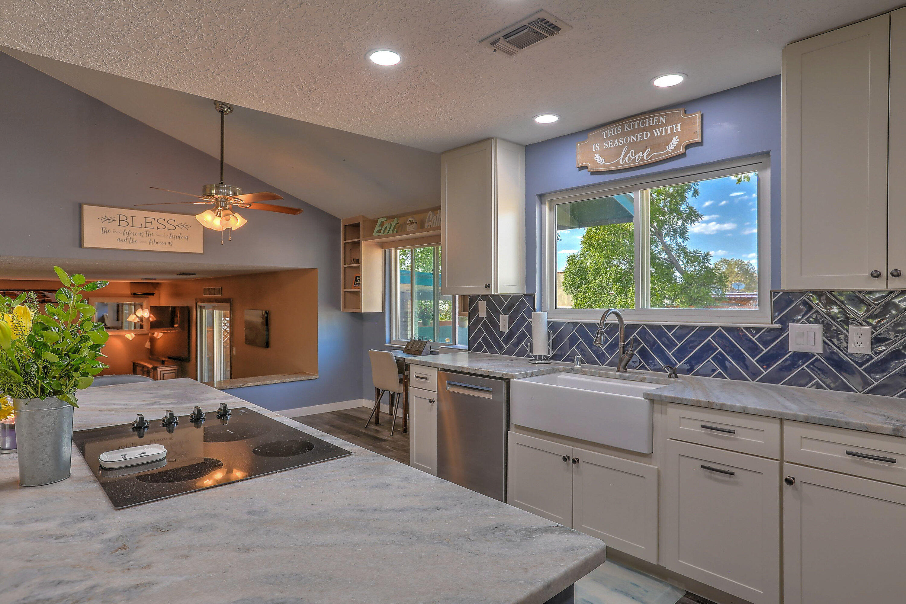 7421 WOODAL Street NE