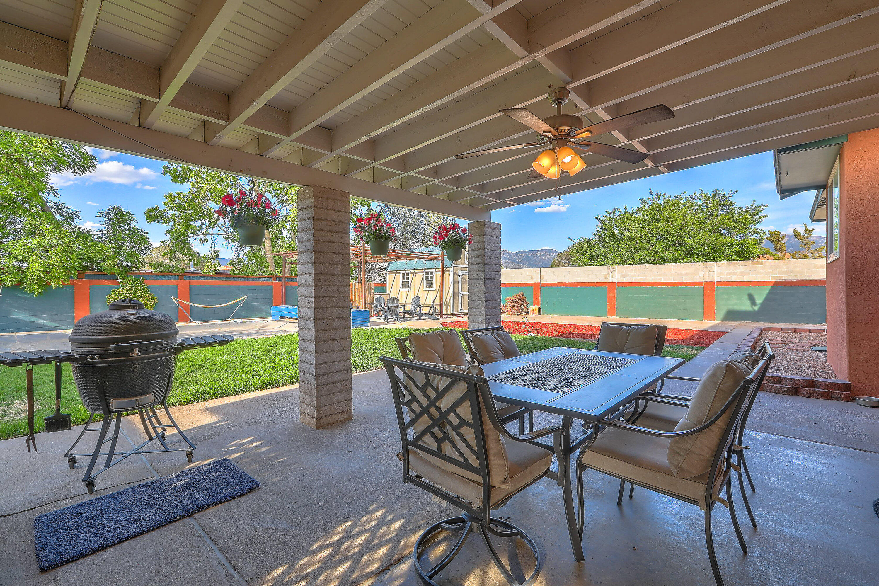 7421 WOODAL Street NE