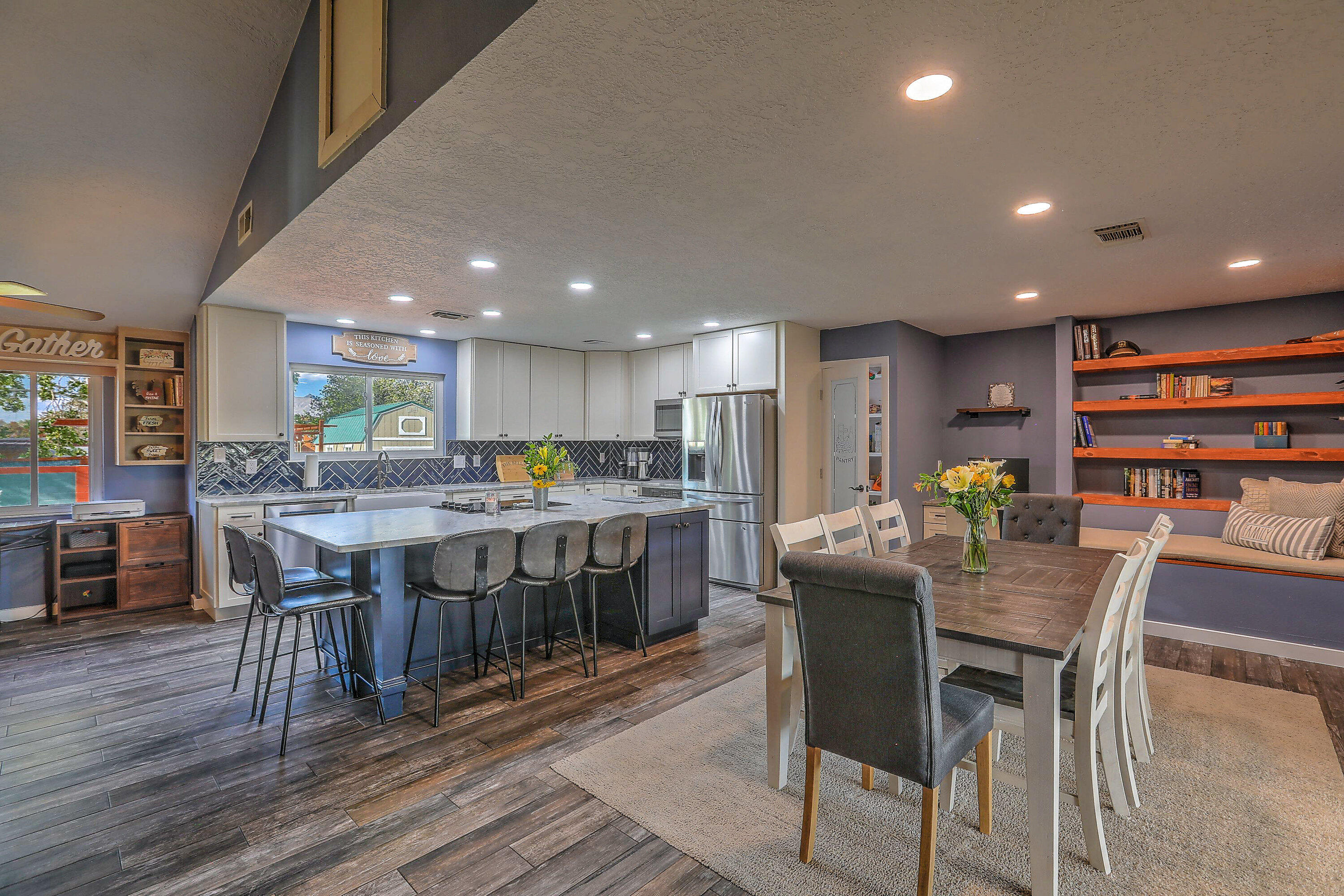 7421 WOODAL Street NE