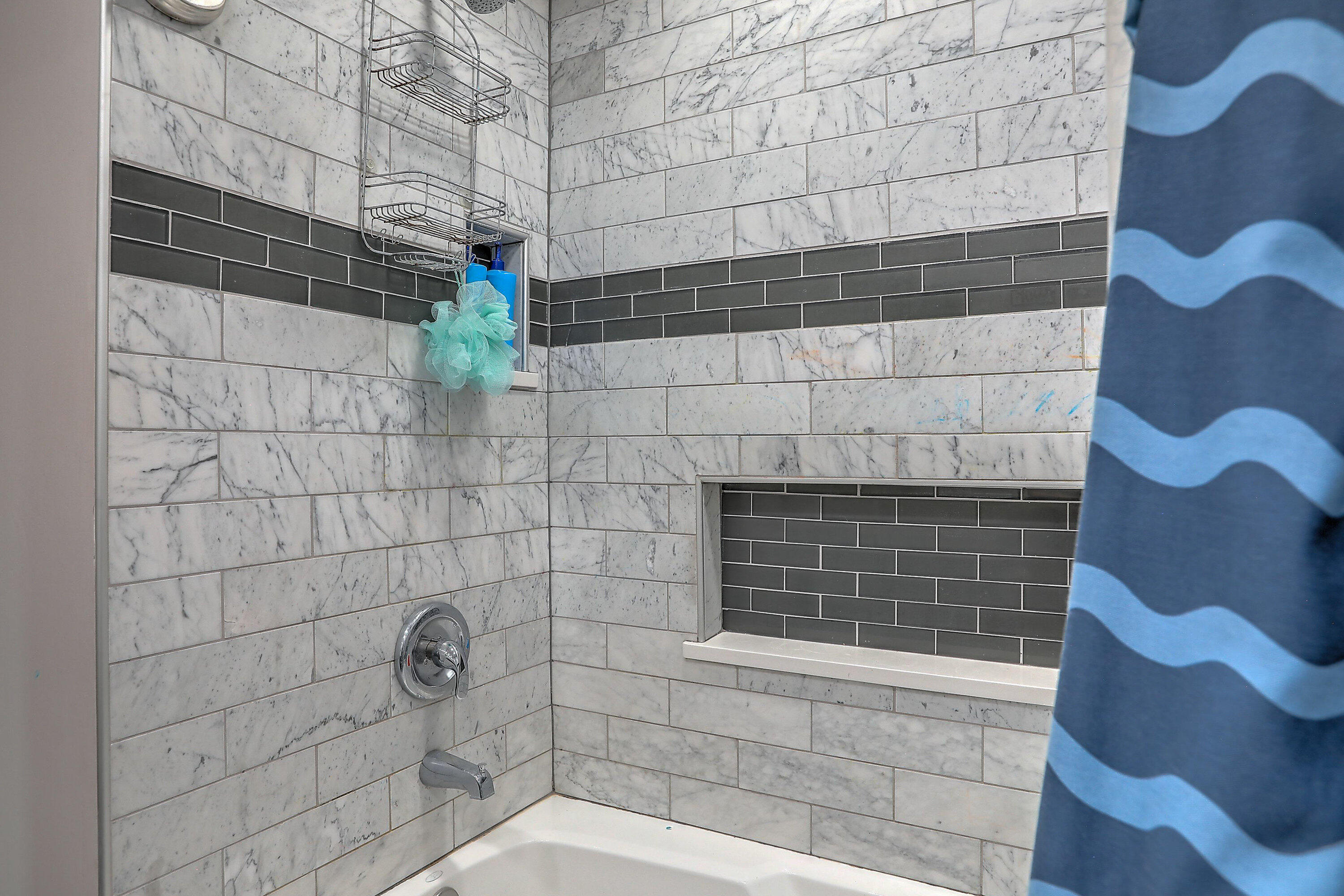 7421 WOODAL Street NE