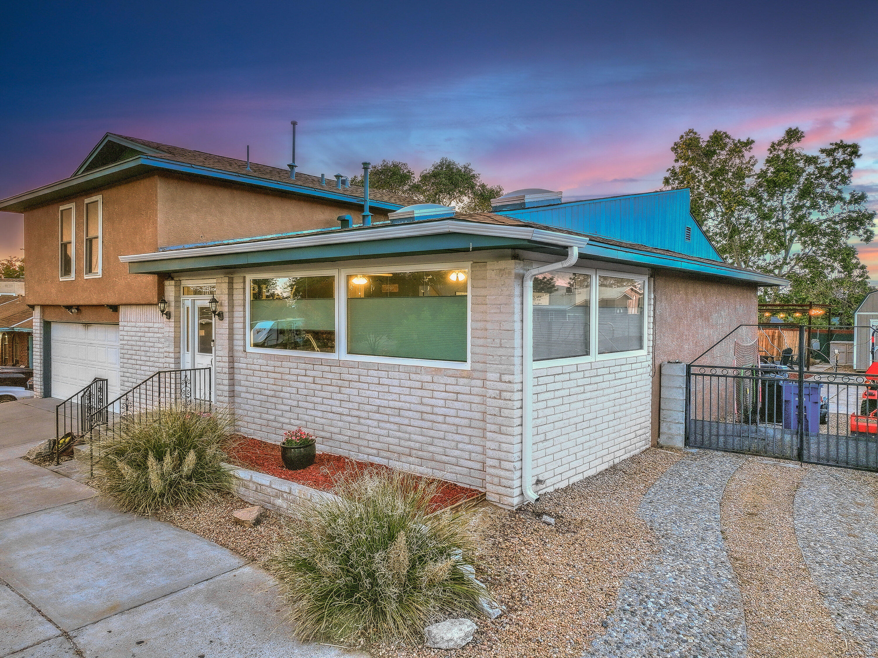 7421 WOODAL Street NE