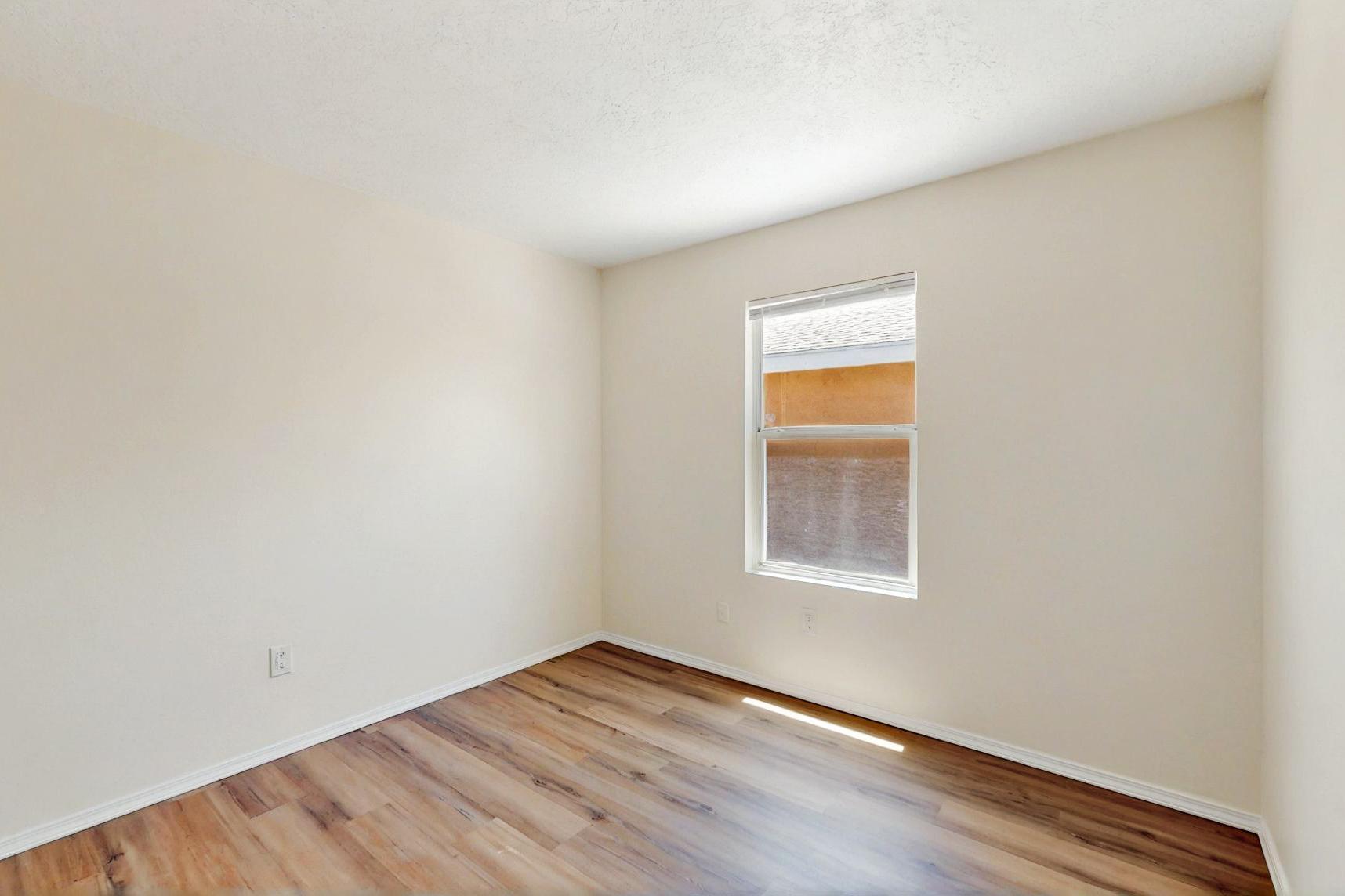 9927 Silverton Drive NW