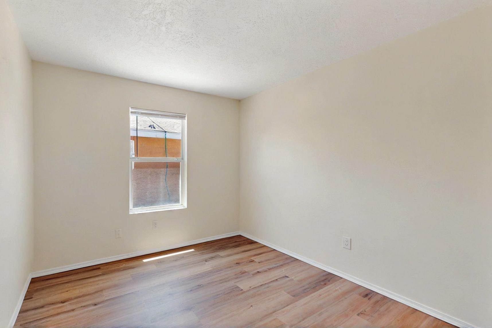 9927 Silverton Drive NW