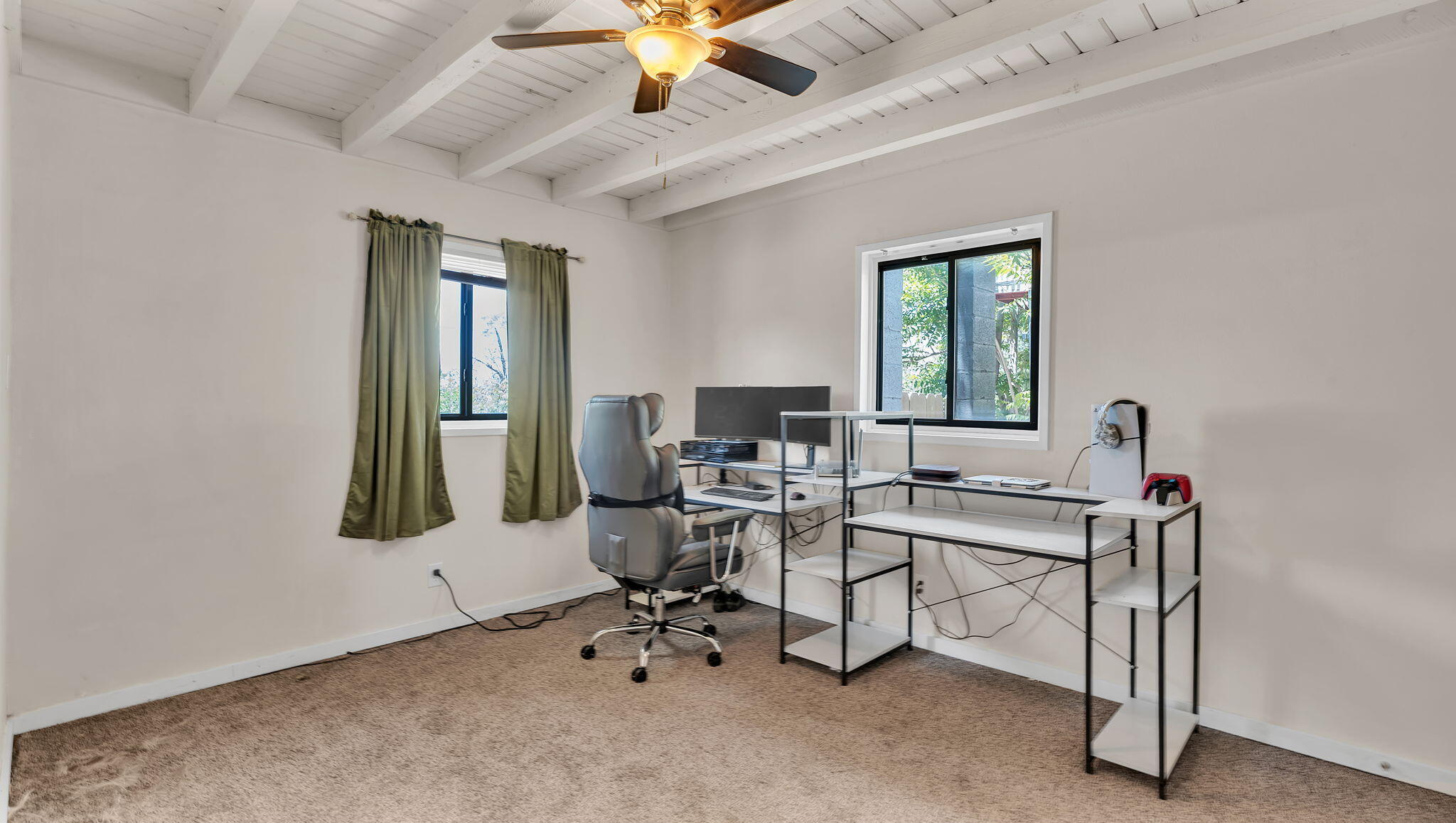 429 GENERAL HODGES Street NE