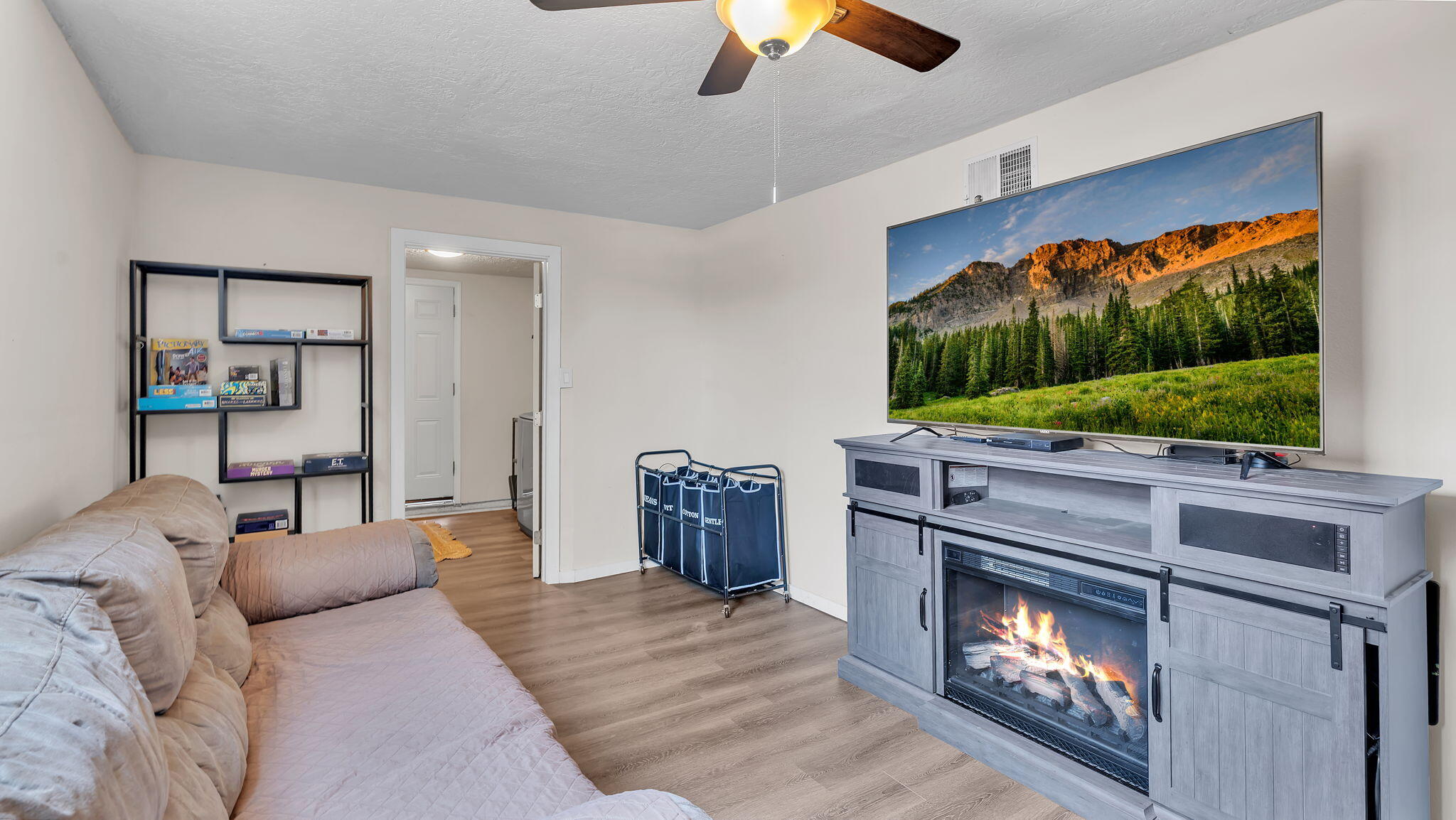 429 GENERAL HODGES Street NE