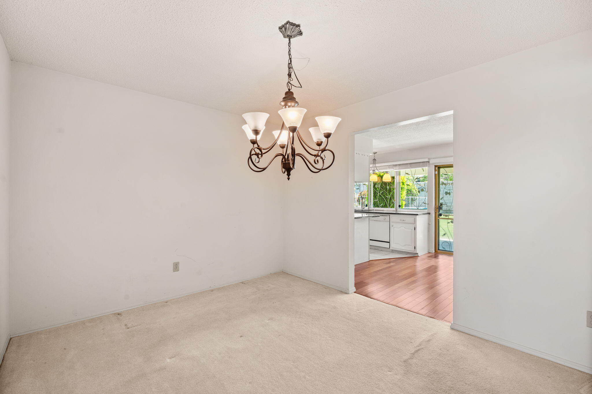 3832 BIG BEND Road NE