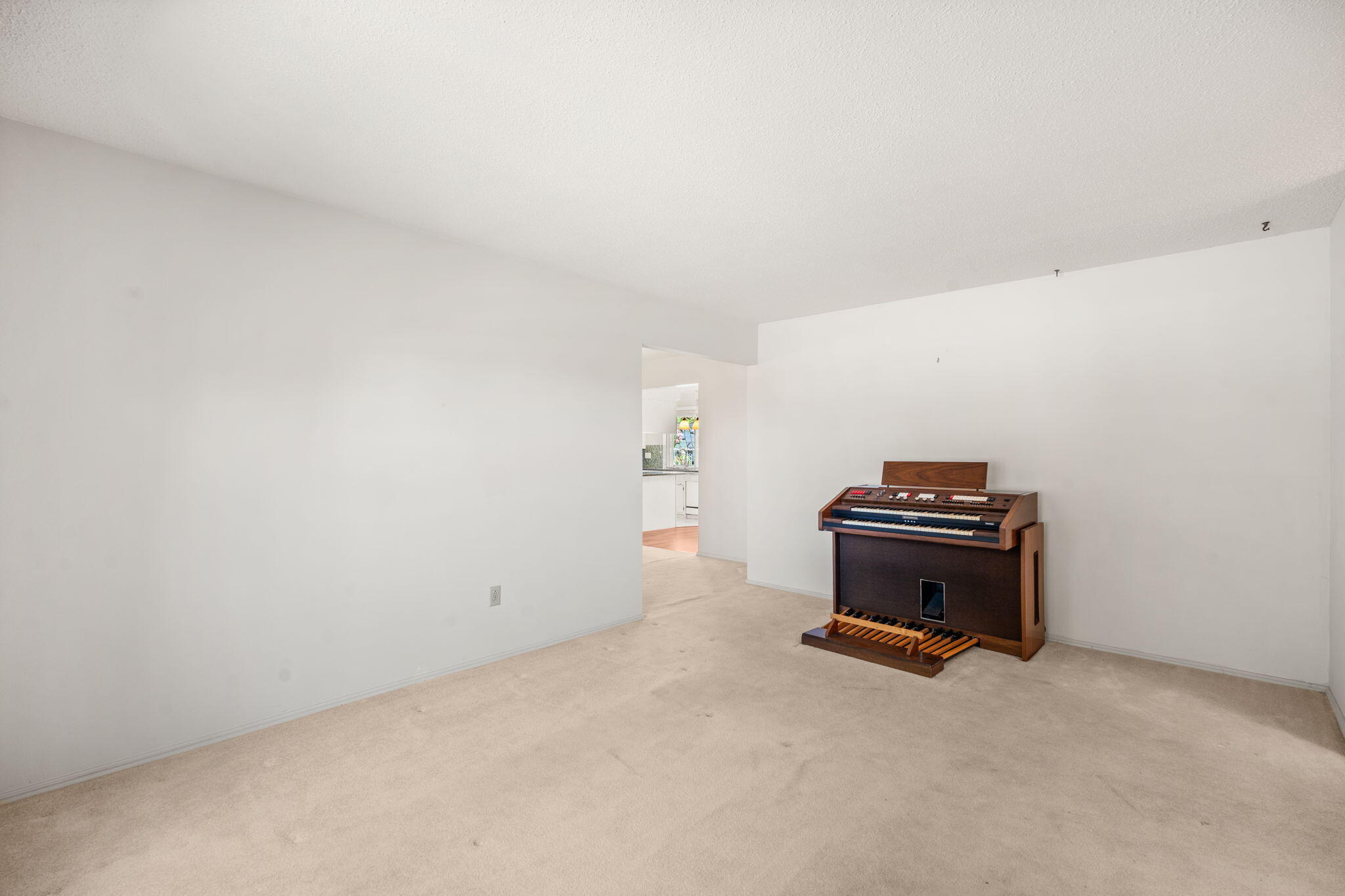 3832 BIG BEND Road NE