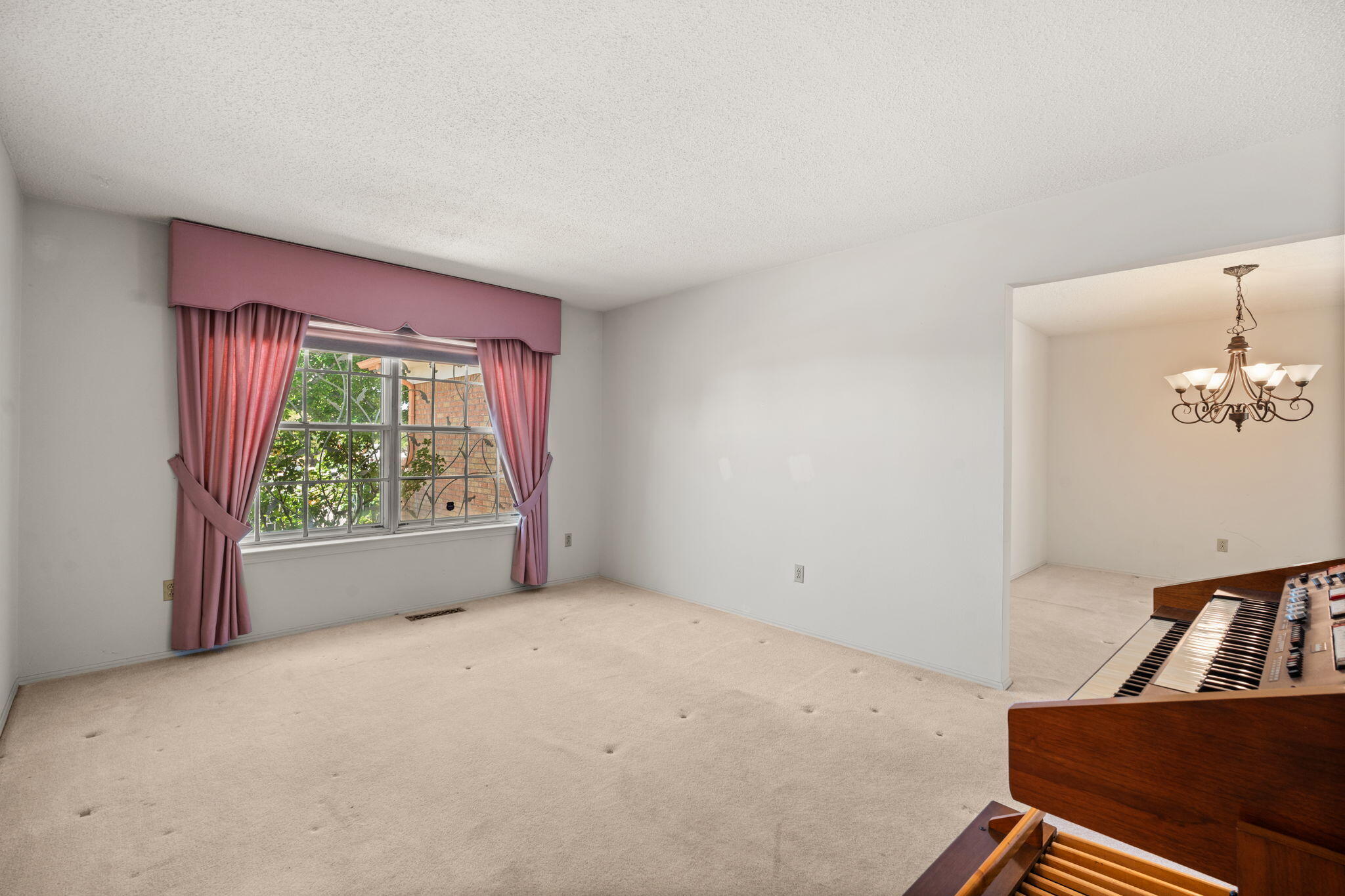 3832 BIG BEND Road NE