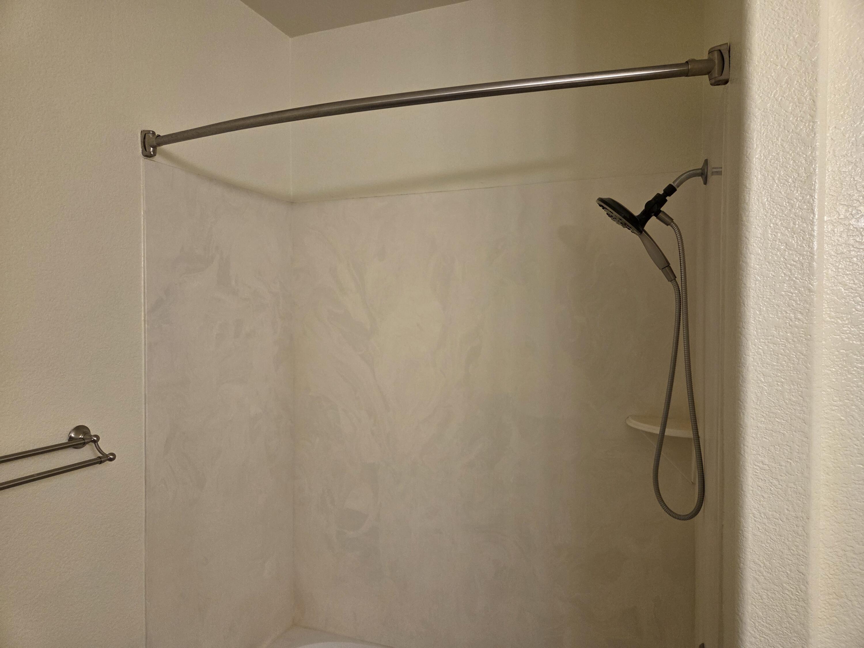 6800 Vista Del Norte Drive NE 1825