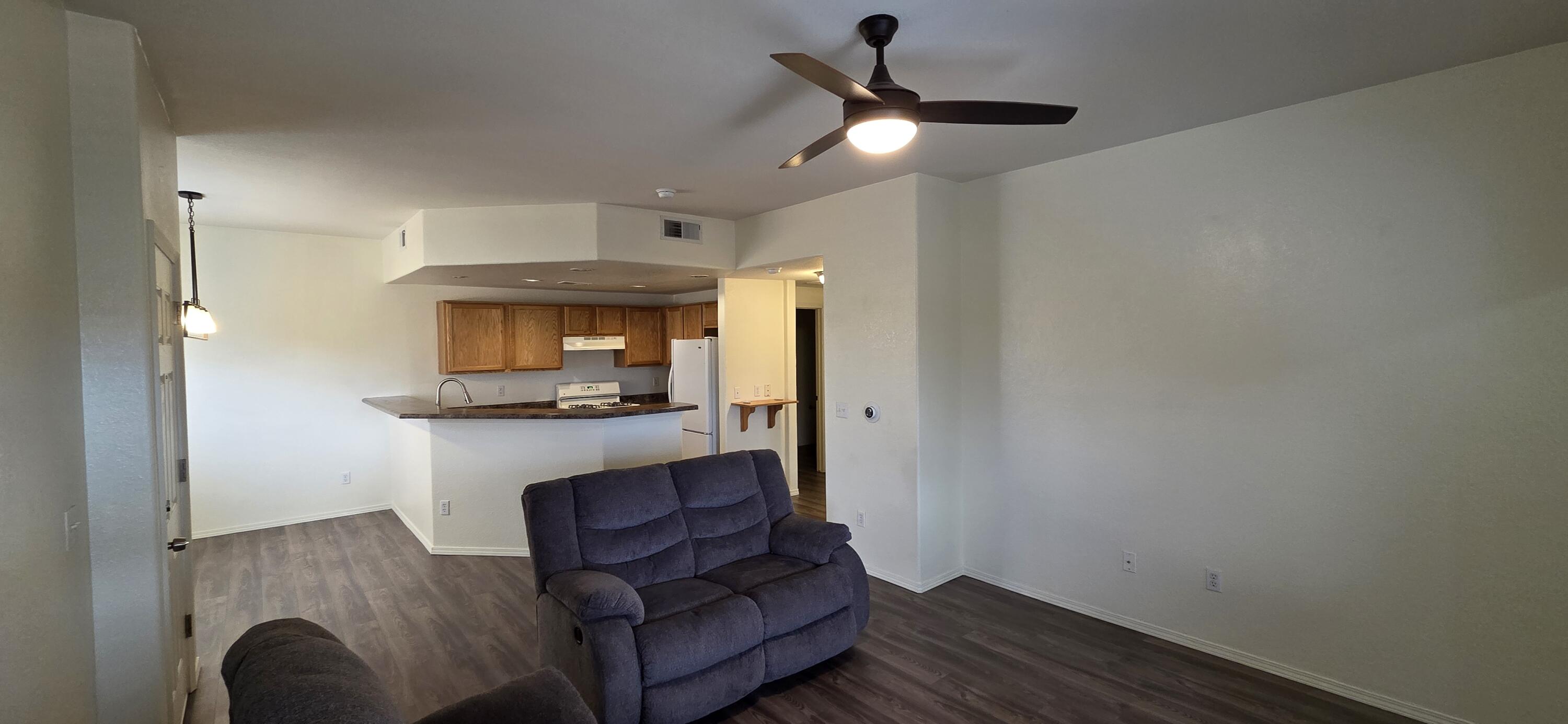 6800 Vista Del Norte Drive NE 1825