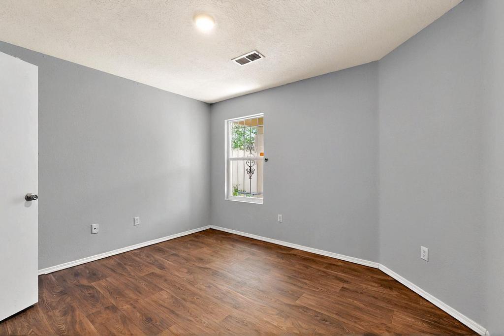 11500 MEDICINE BOW Place SE