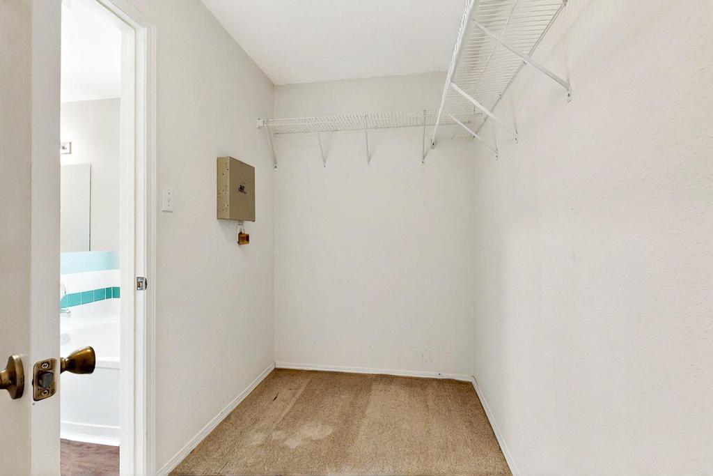 11500 MEDICINE BOW Place SE