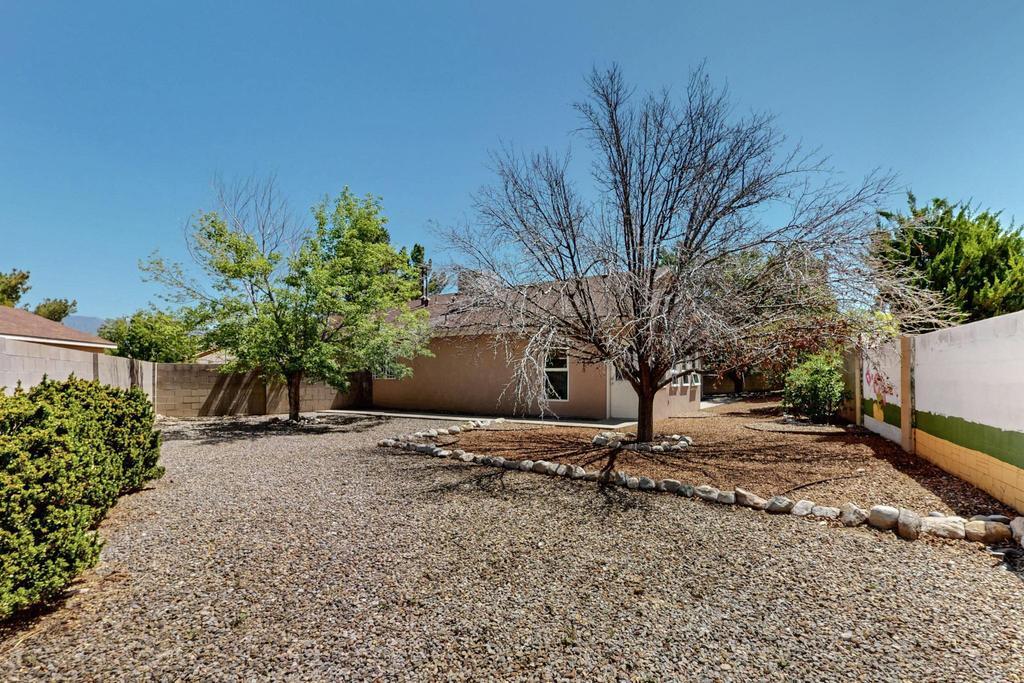 11500 MEDICINE BOW Place SE