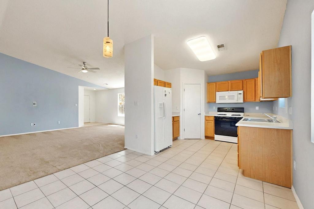 11500 MEDICINE BOW Place SE