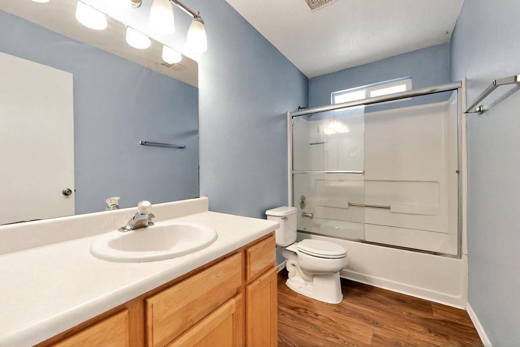 11500 MEDICINE BOW Place SE