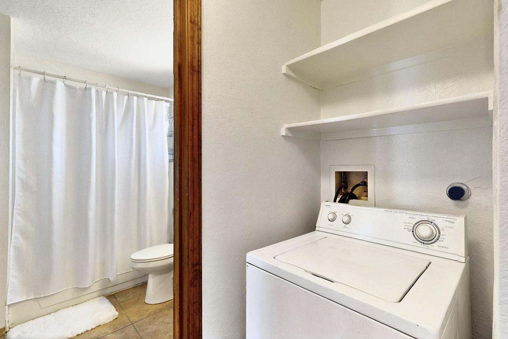 3039 Prenda De Oro Drive NW