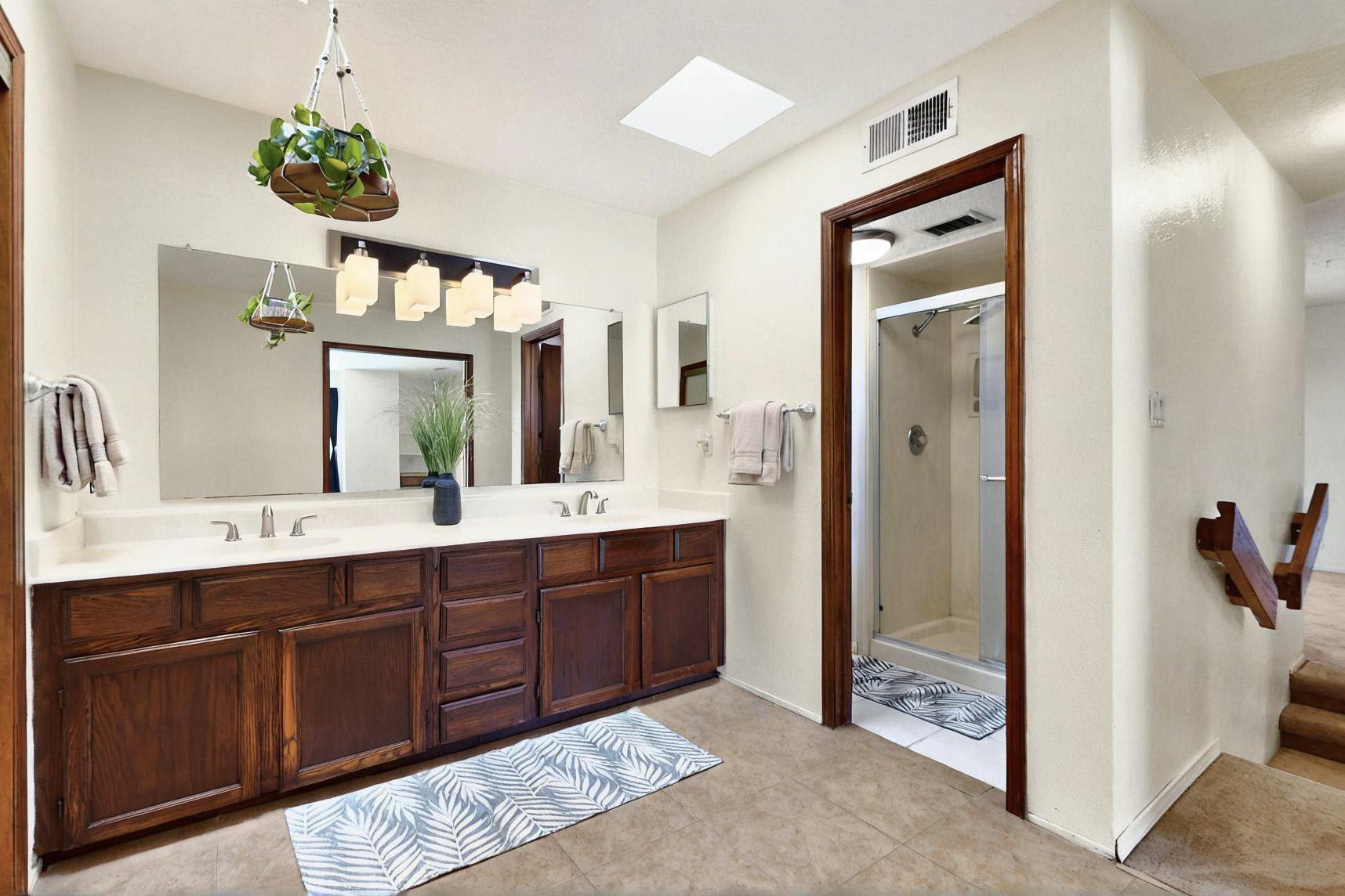 3039 Prenda De Oro Drive NW