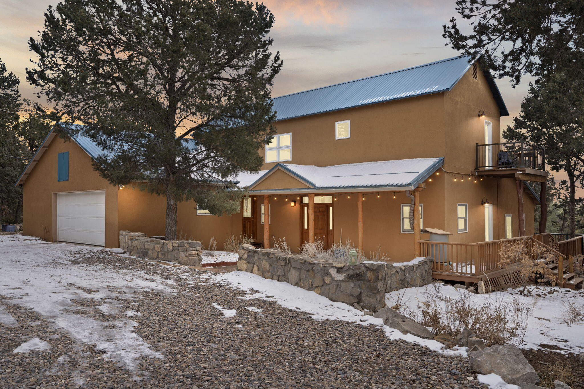 75 Peacock Lane