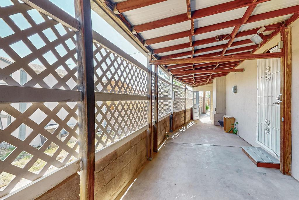 3711 MORNINGSIDE Drive NE