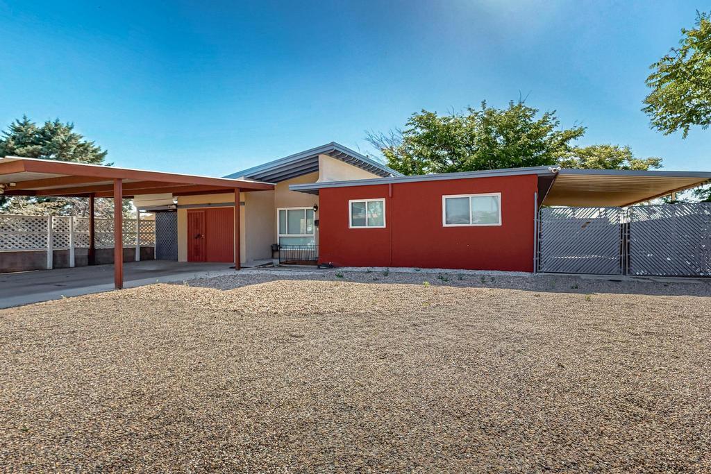 3711 MORNINGSIDE Drive NE