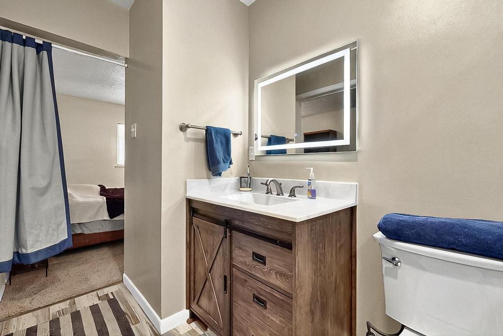 3711 MORNINGSIDE Drive NE