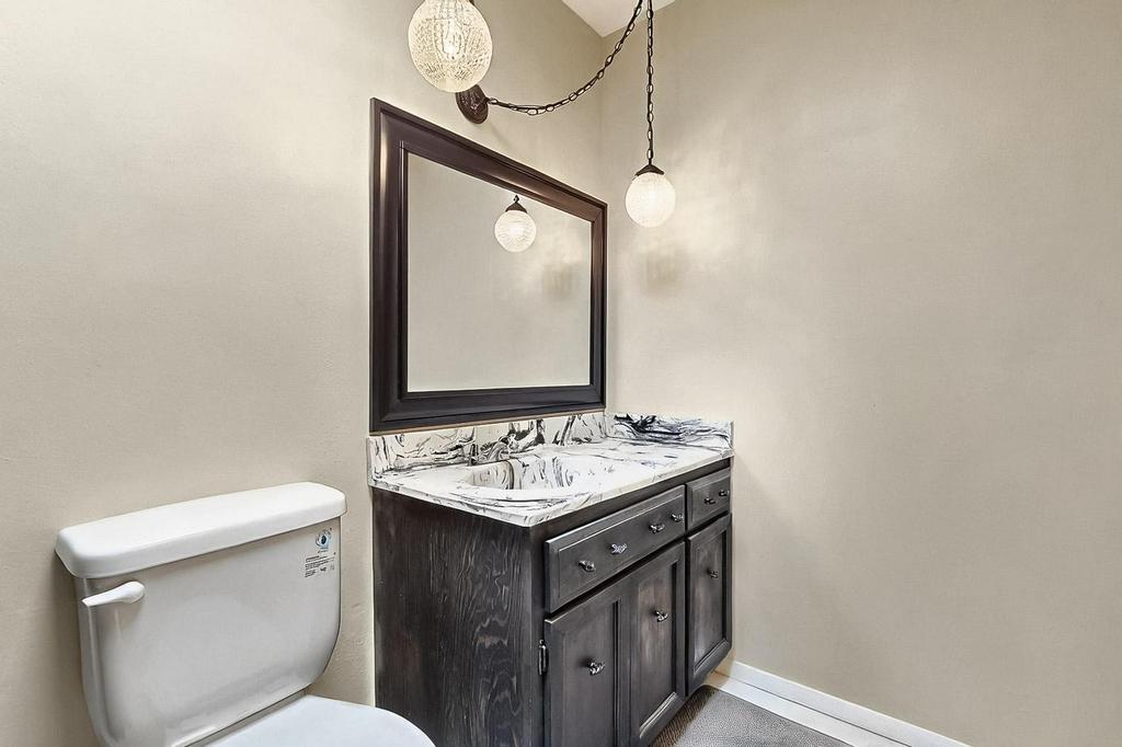 3711 MORNINGSIDE Drive NE