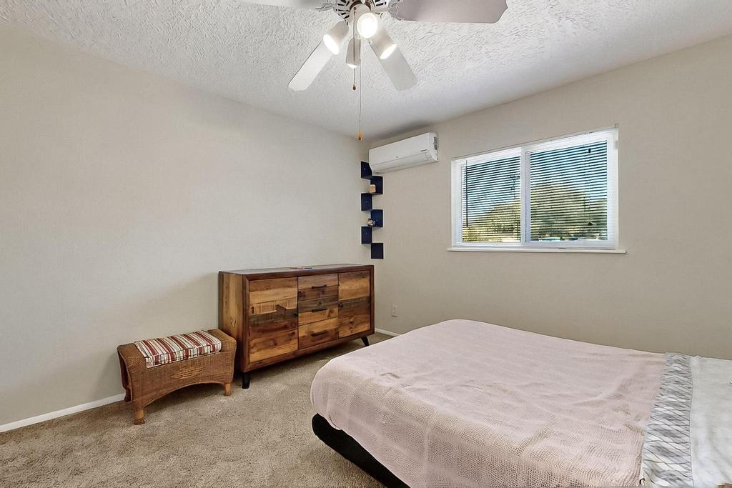 3711 MORNINGSIDE Drive NE