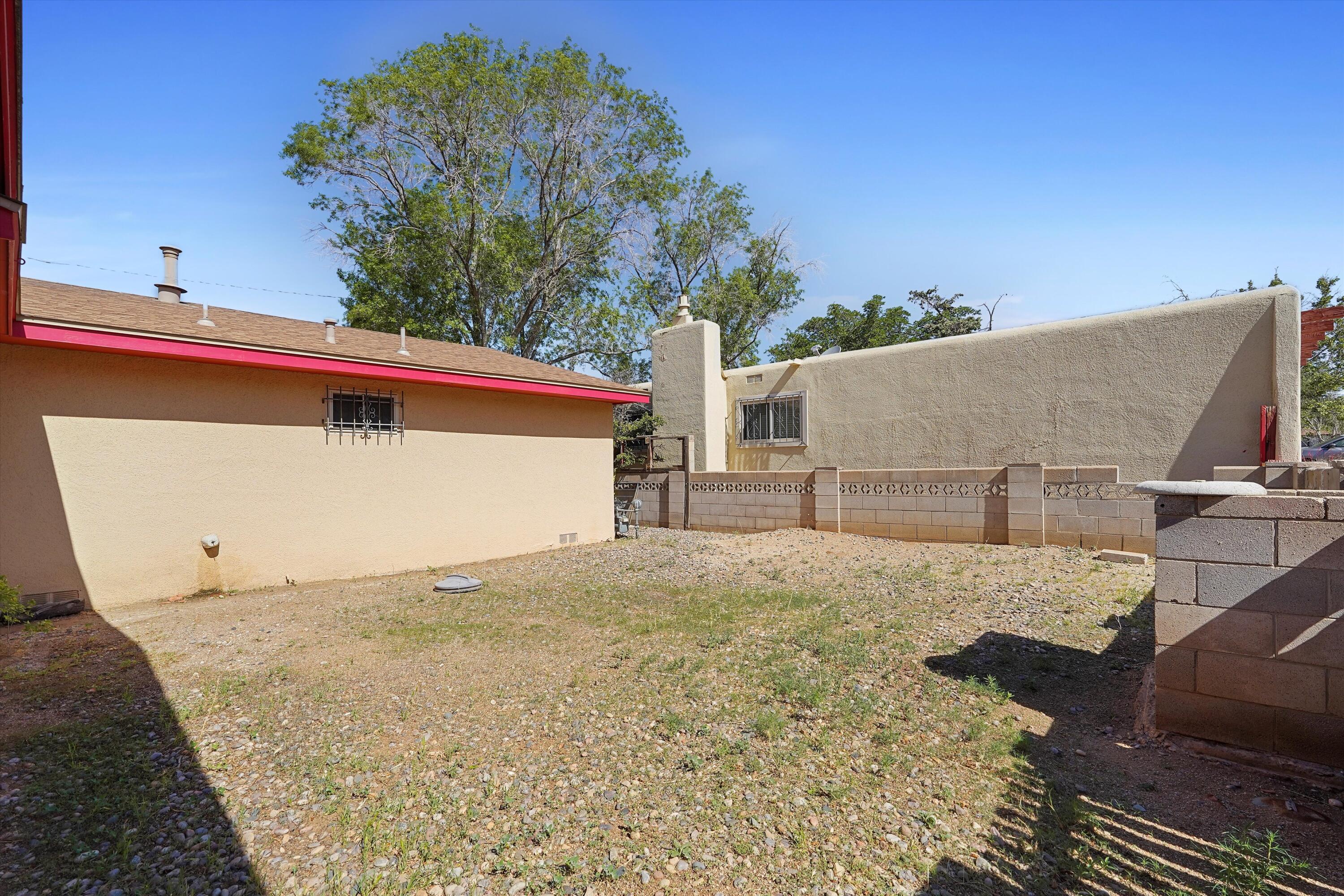 11901 Lexington Avenue NE