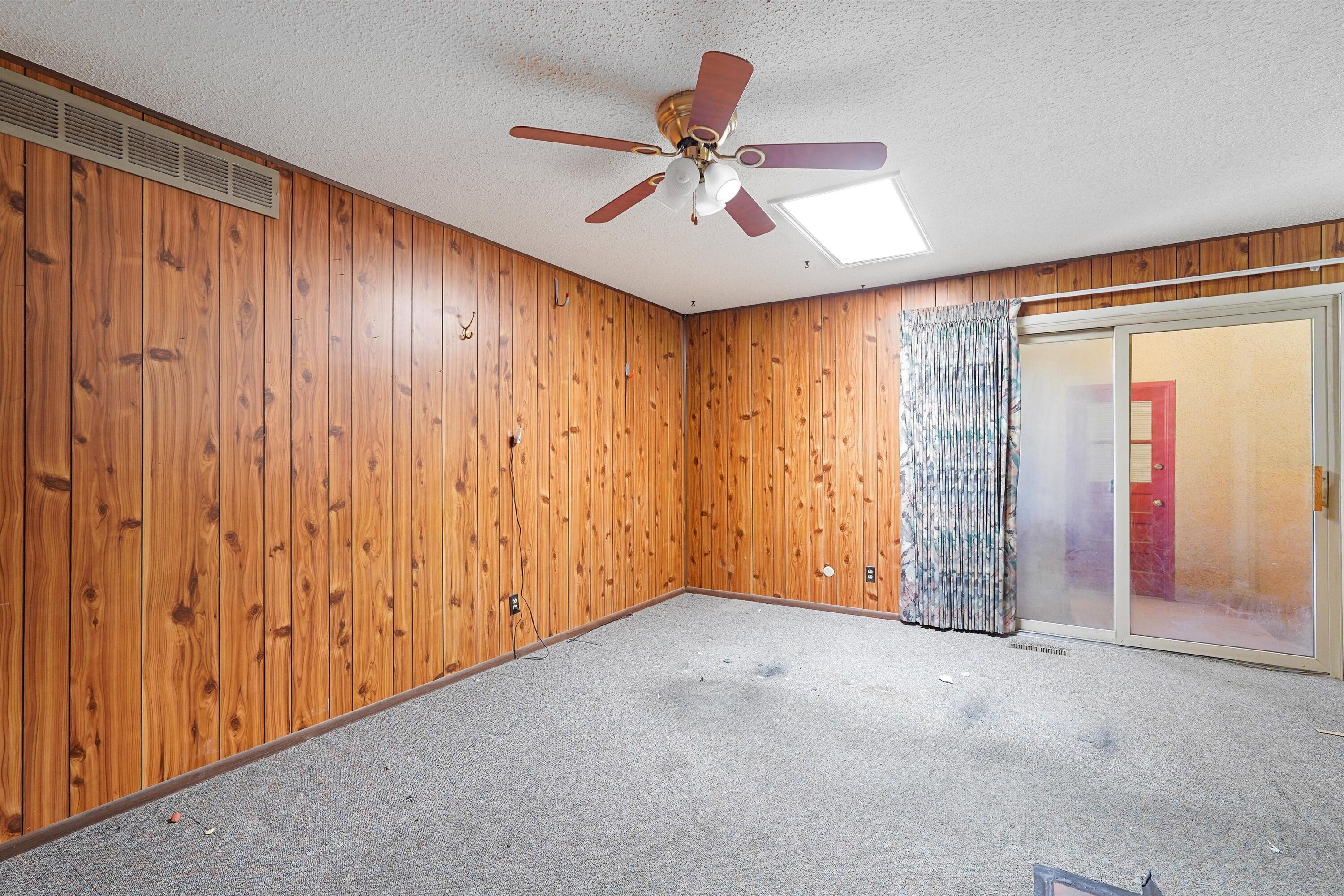 11901 Lexington Avenue NE