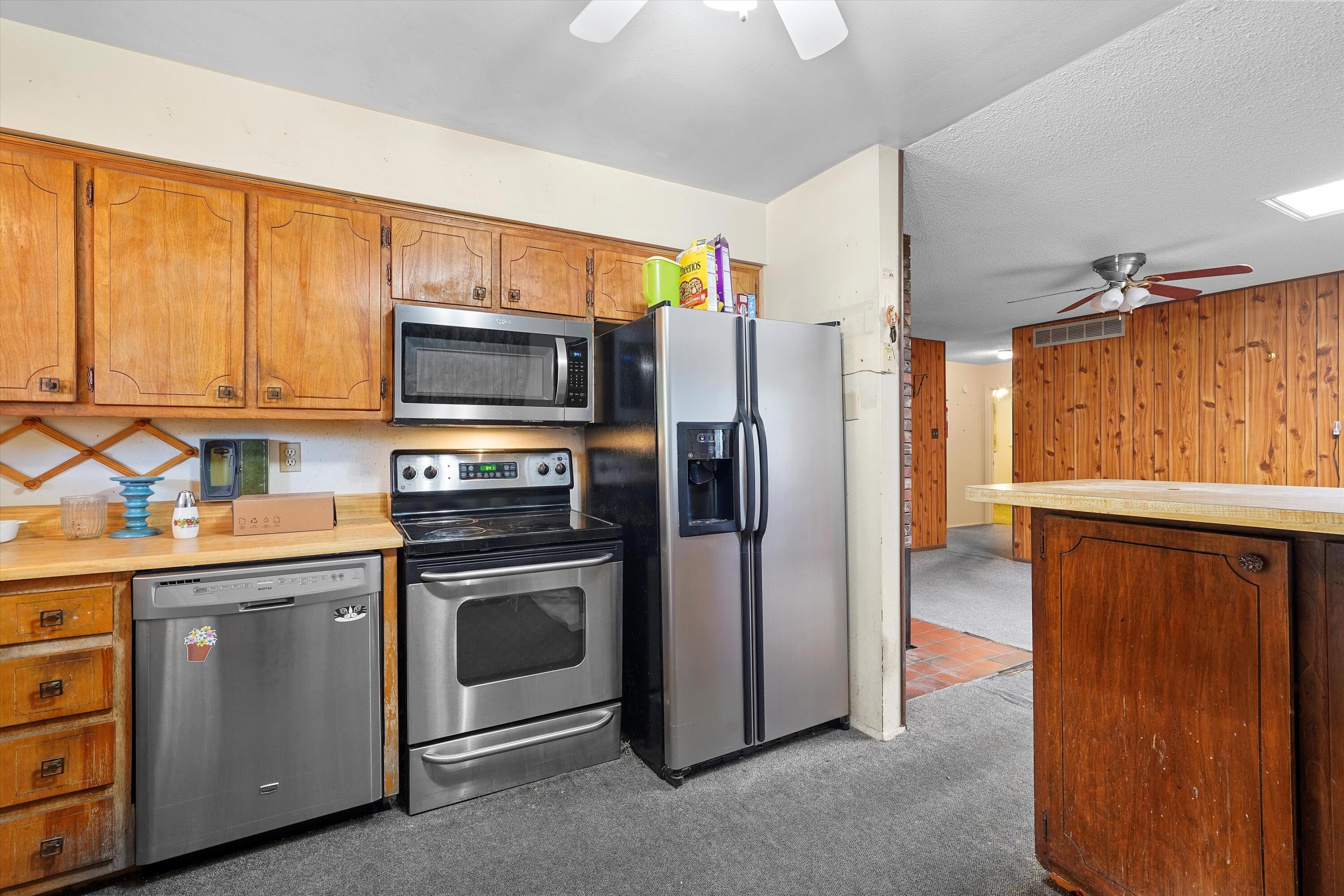 11901 Lexington Avenue NE