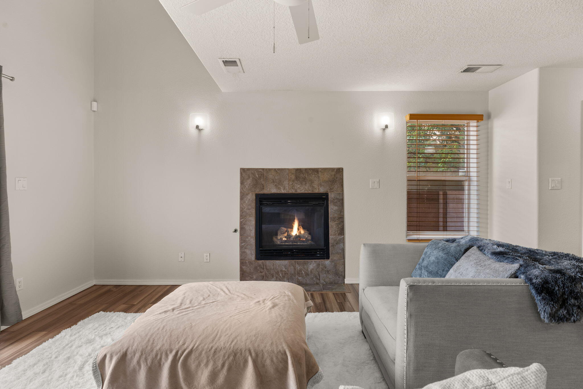 6420 MESA ALEGRE Avenue NW