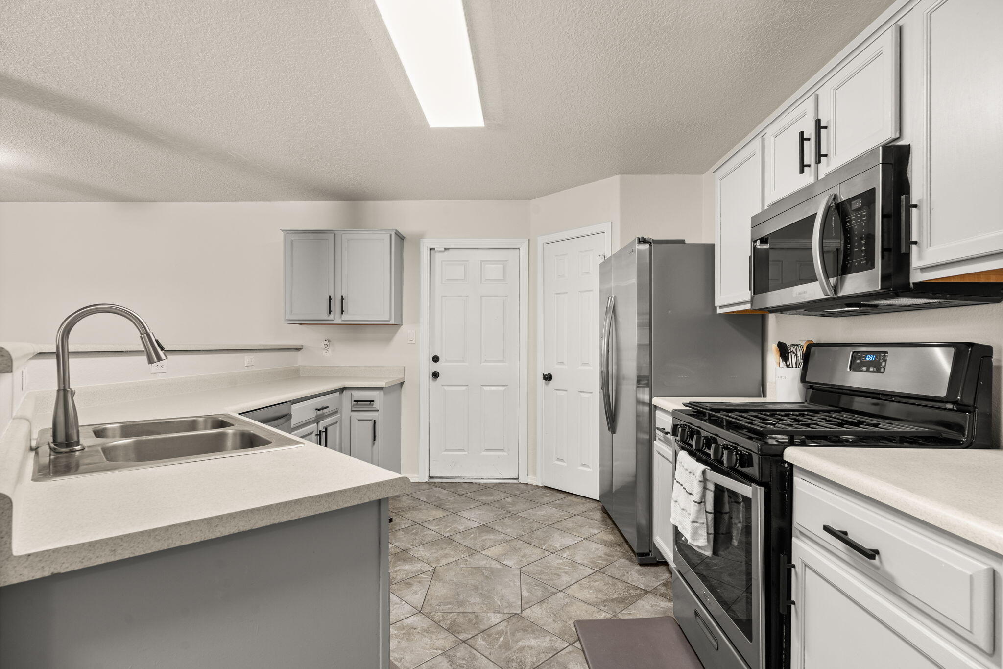 6420 MESA ALEGRE Avenue NW