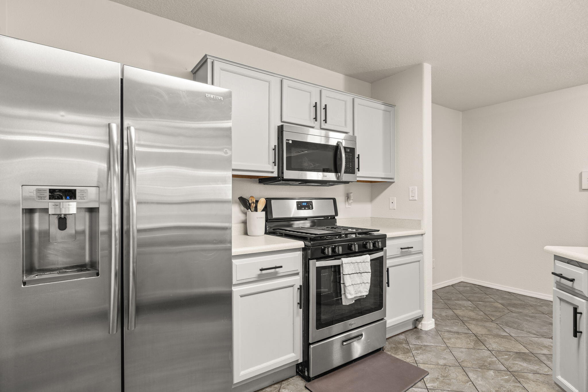 6420 MESA ALEGRE Avenue NW