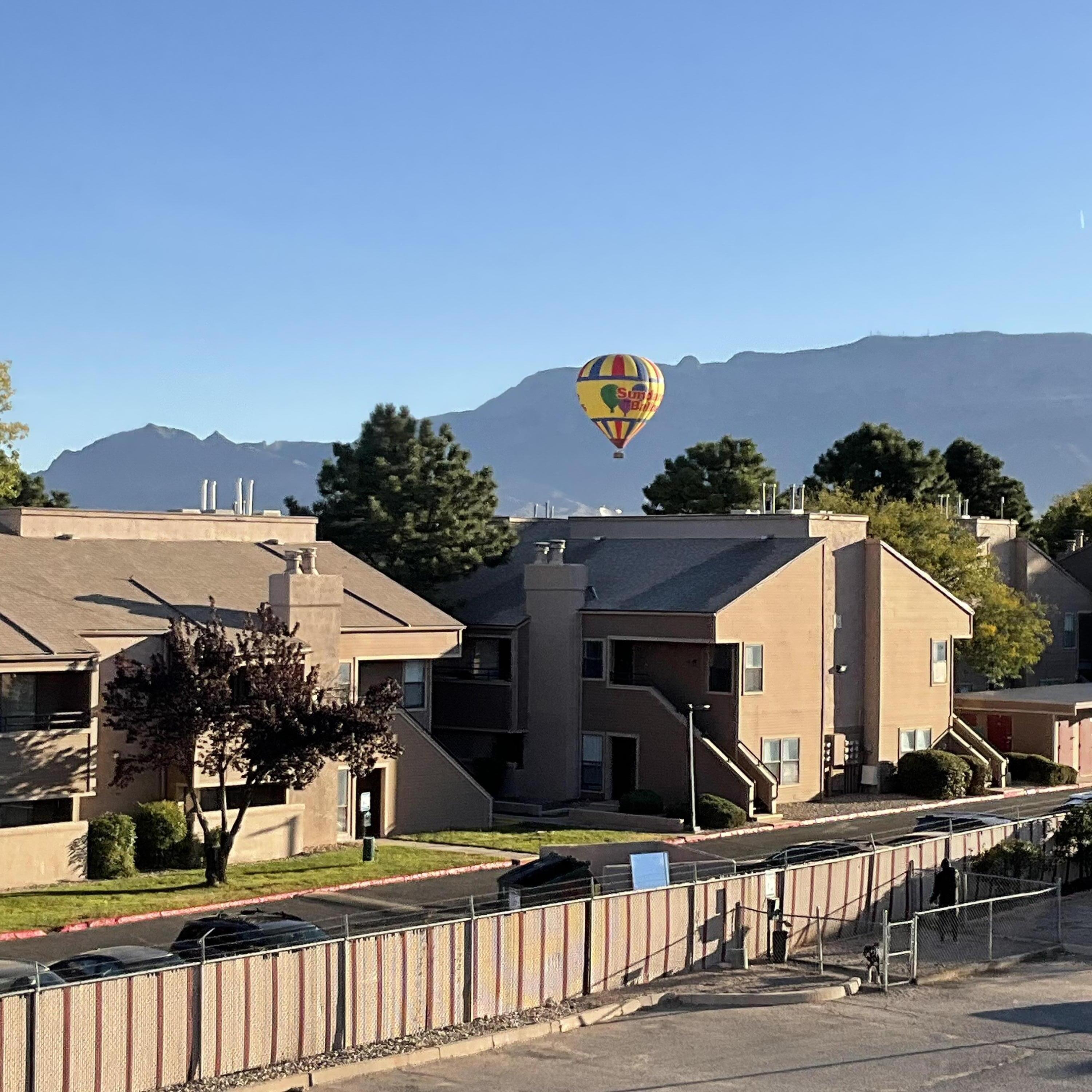 3867 MONTGOMERY Boulevard NE 1633