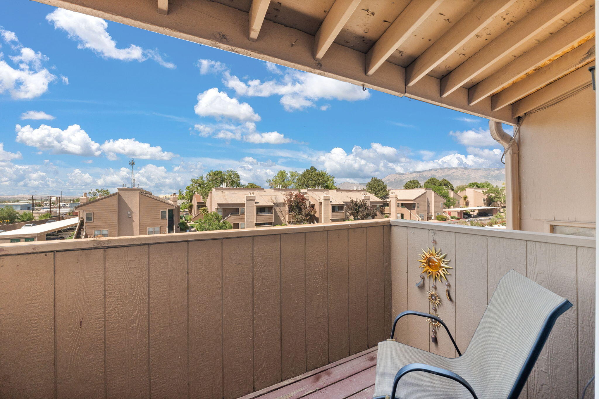 3867 MONTGOMERY Boulevard NE 1633