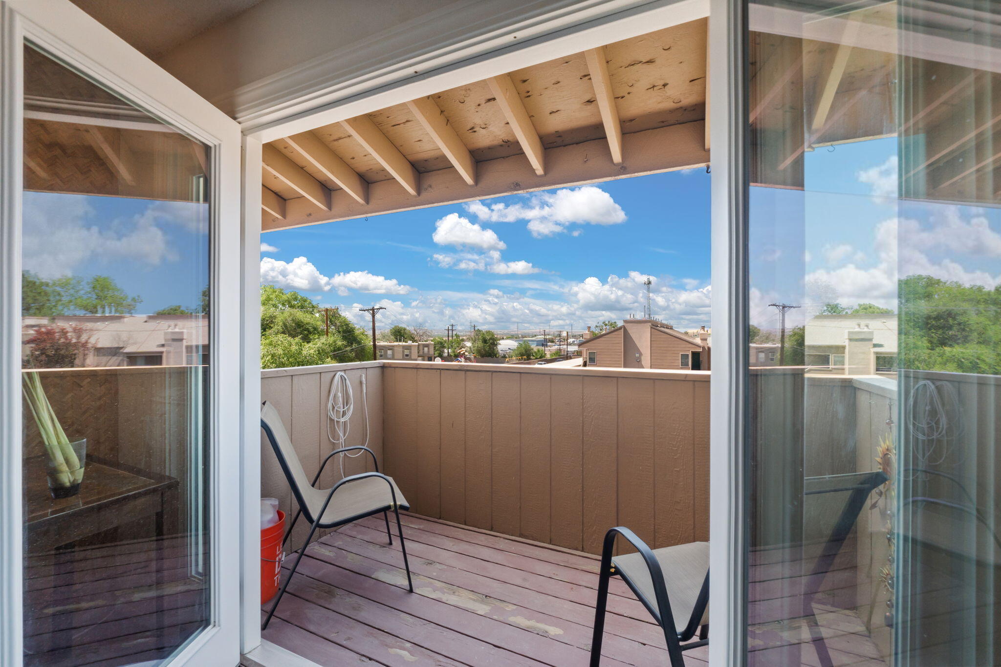 3867 MONTGOMERY Boulevard NE 1633