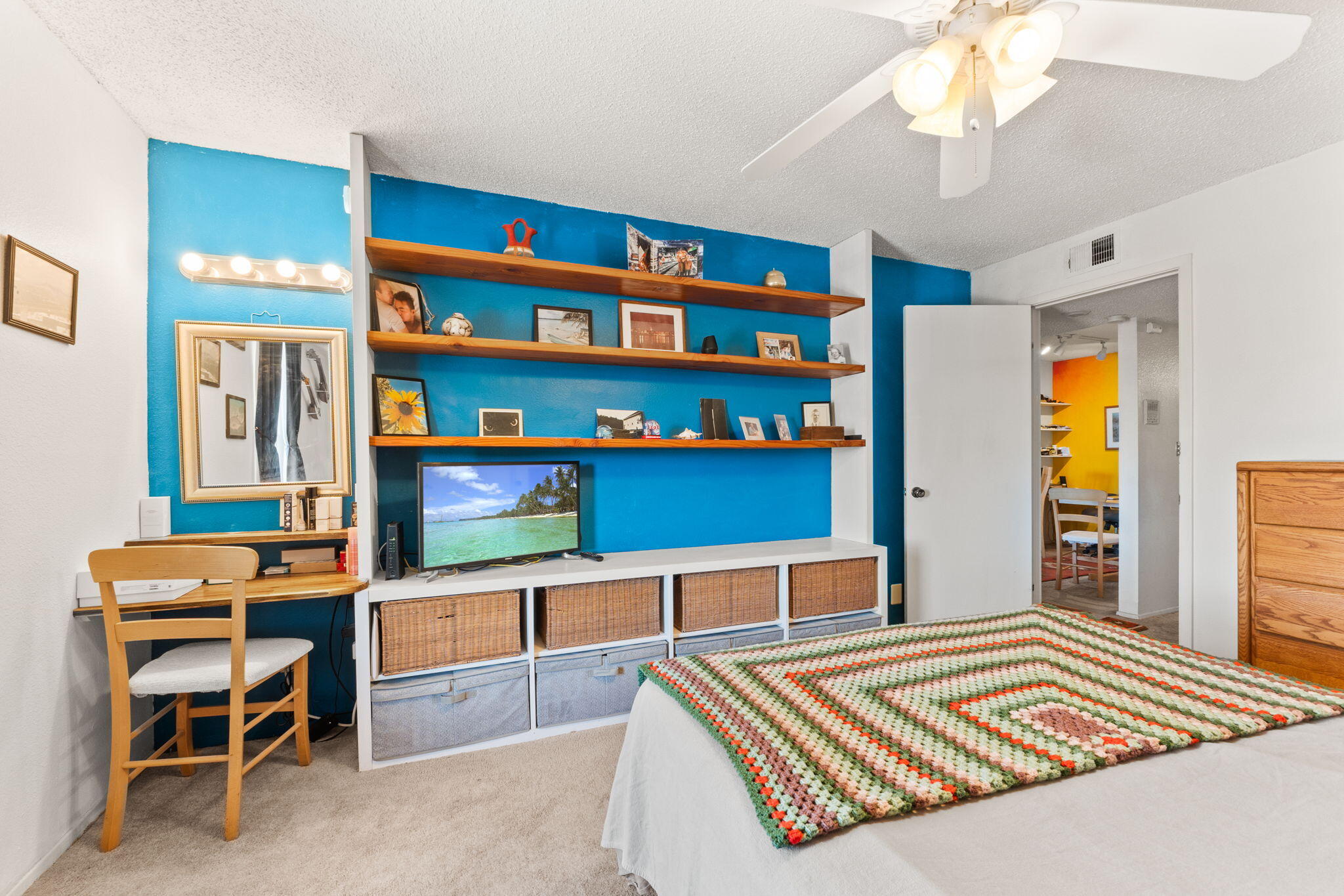 3867 MONTGOMERY Boulevard NE 1633