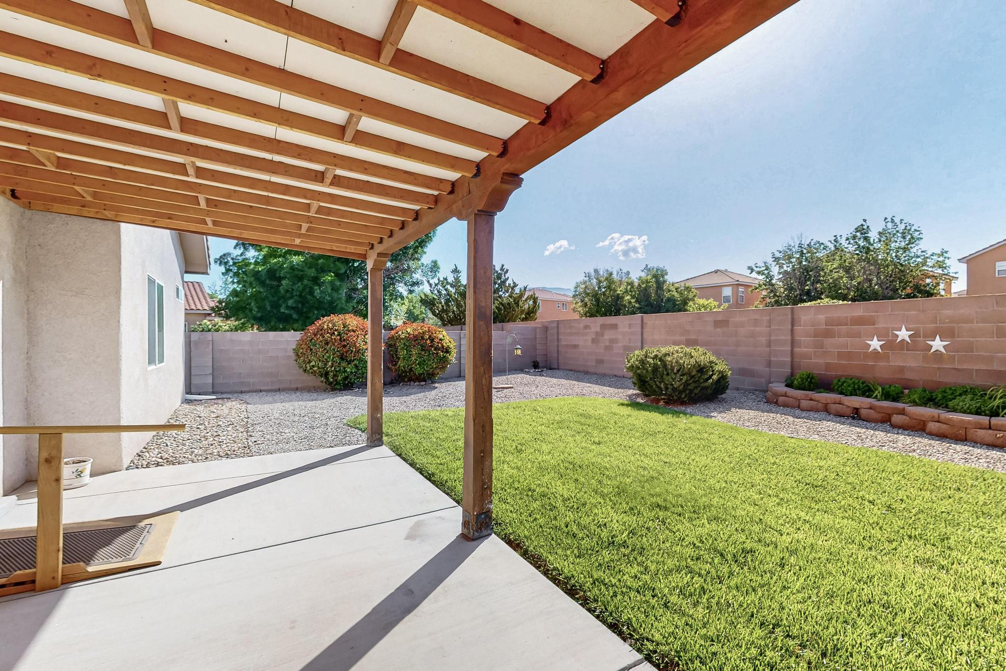 7600 CALLE ARMONIA NE