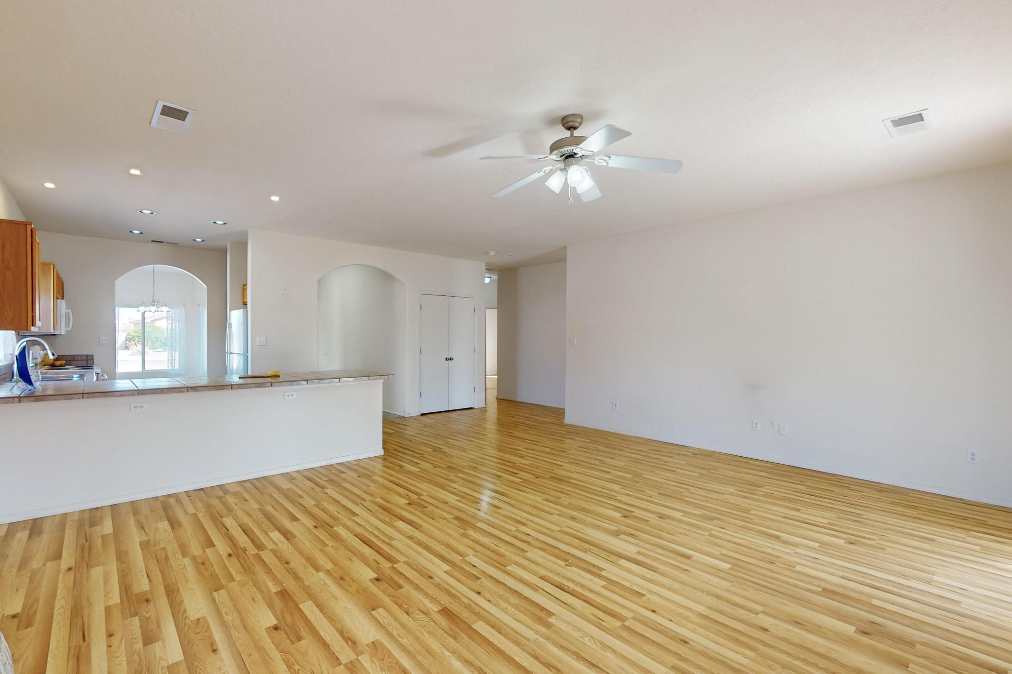 7600 CALLE ARMONIA NE