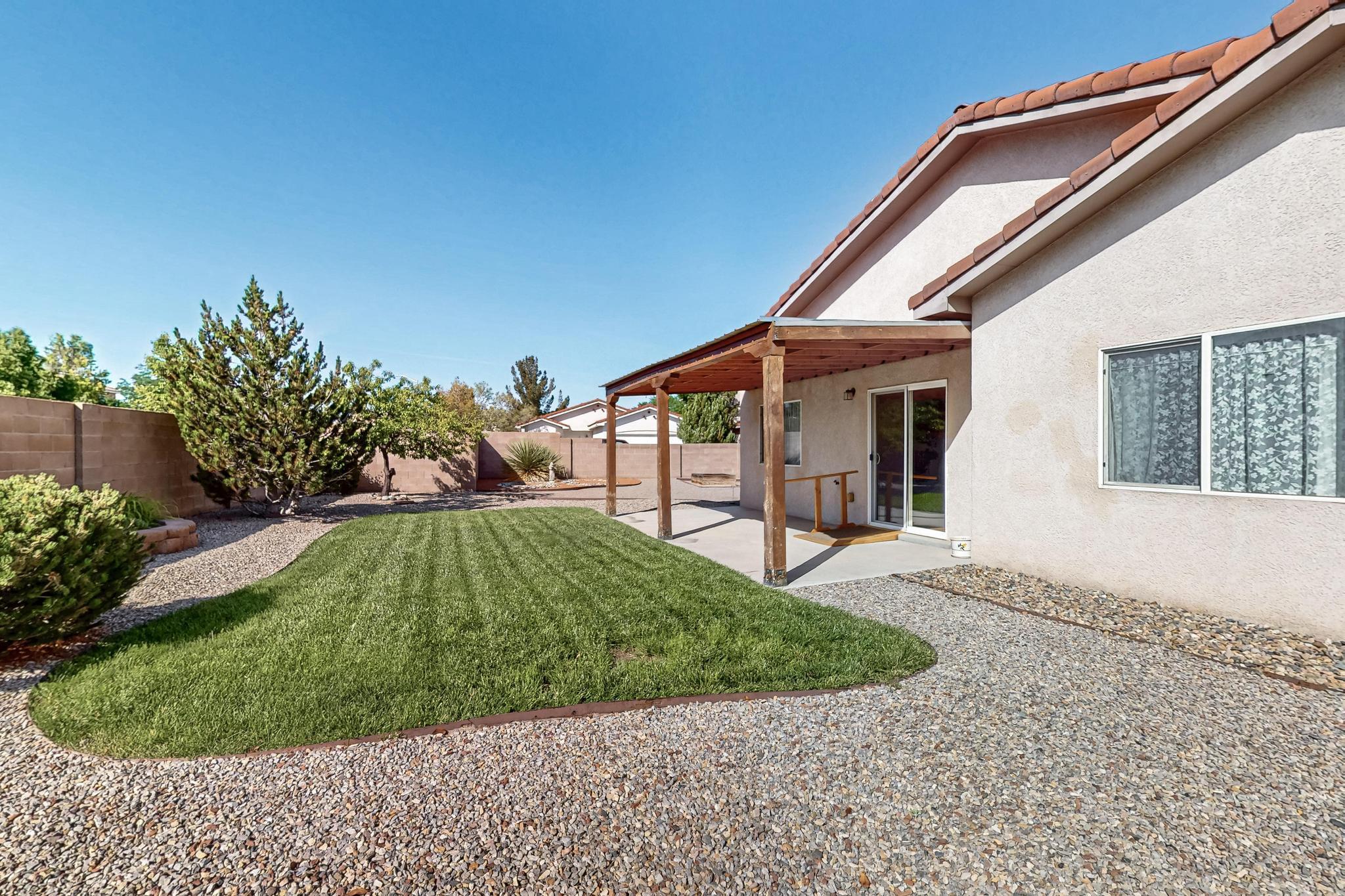 7600 CALLE ARMONIA NE