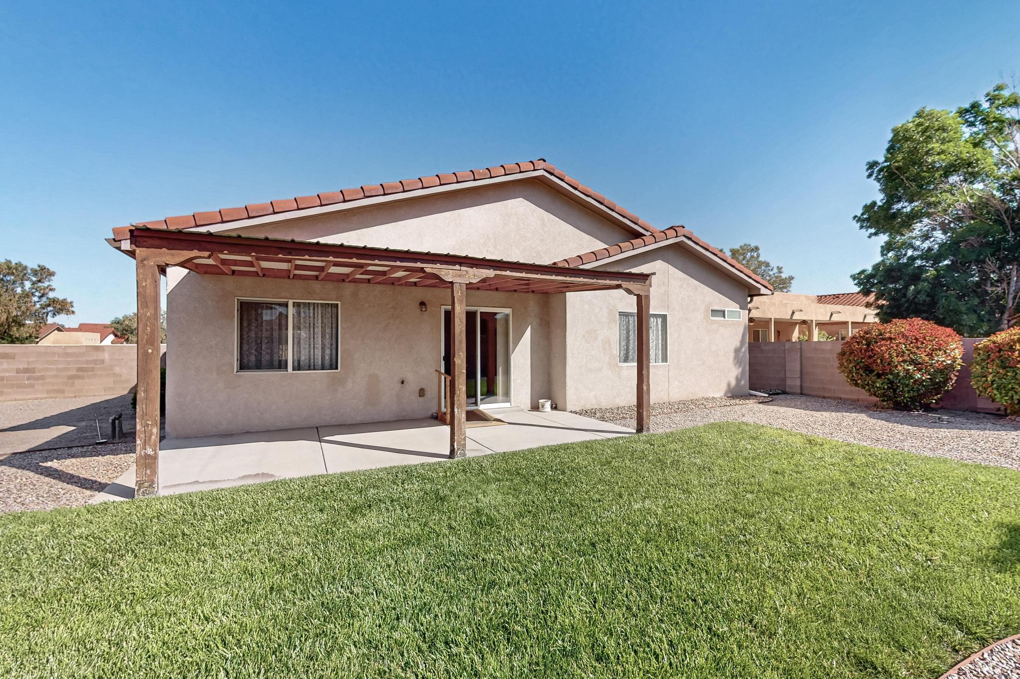 7600 CALLE ARMONIA NE