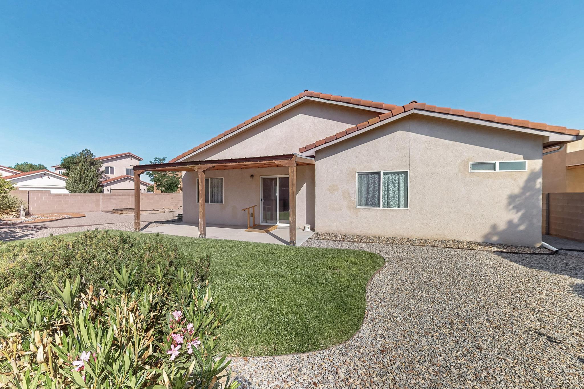 7600 CALLE ARMONIA NE