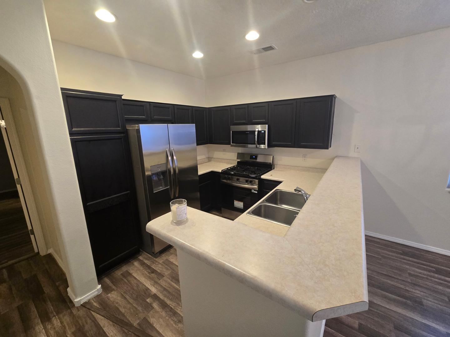 5916 sleepy nights Road