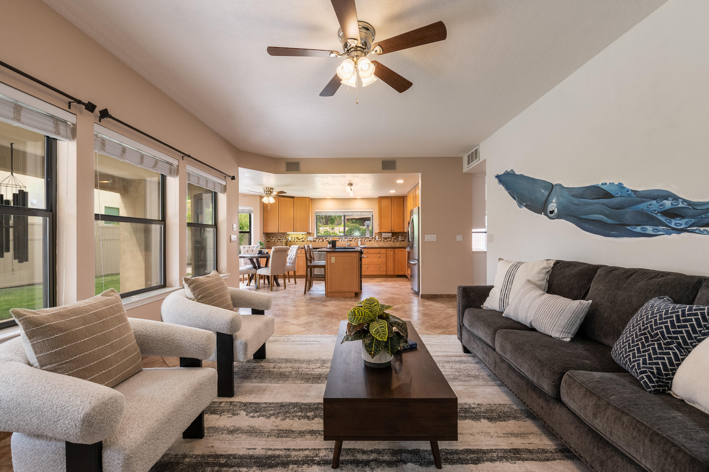5327 AVENIDA CUESTA NE