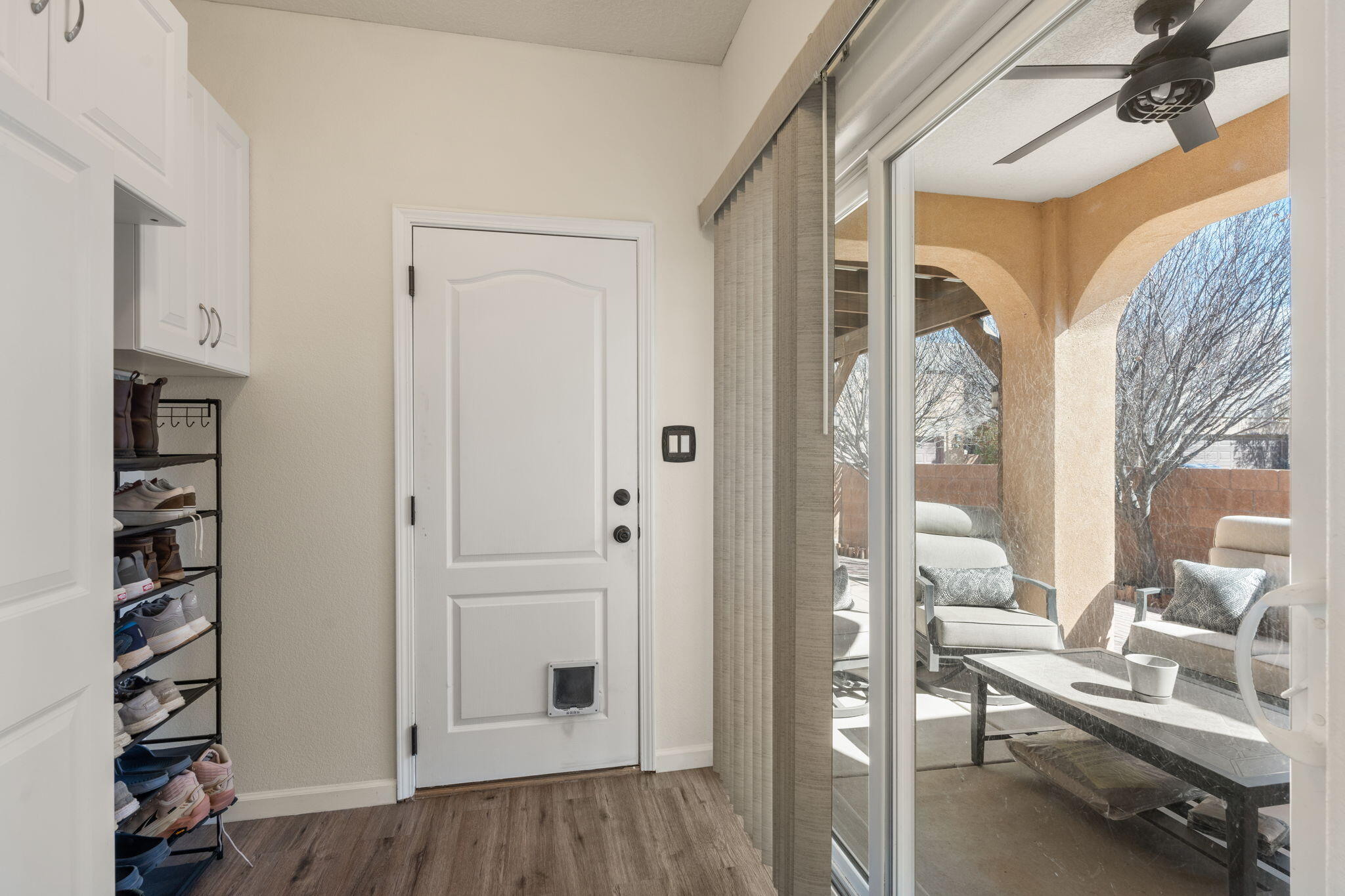 5712 STRAND Loop SE