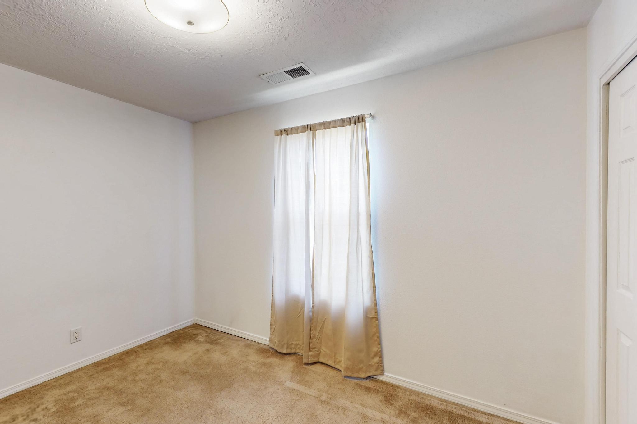 10 E Howell Road