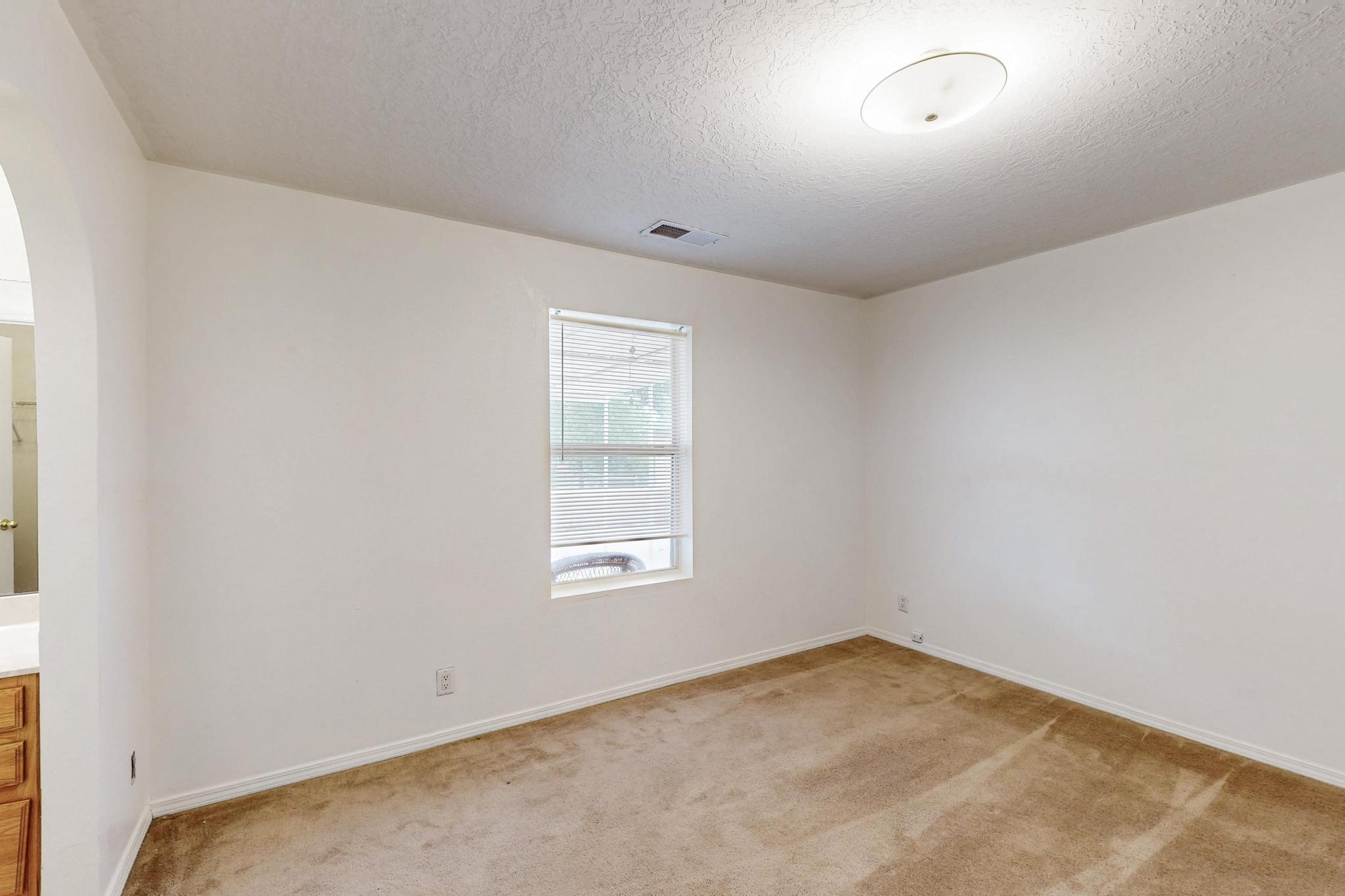 10 E Howell Road