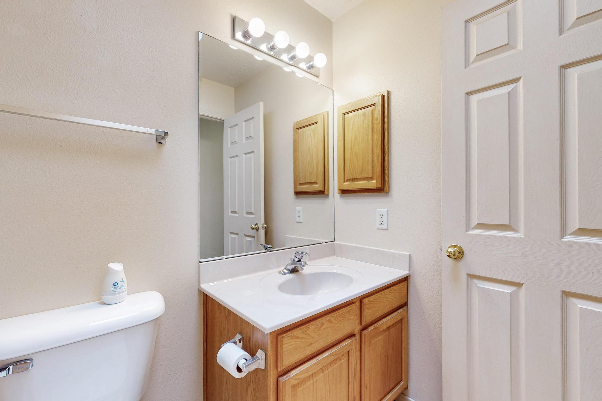 10 E Howell Road