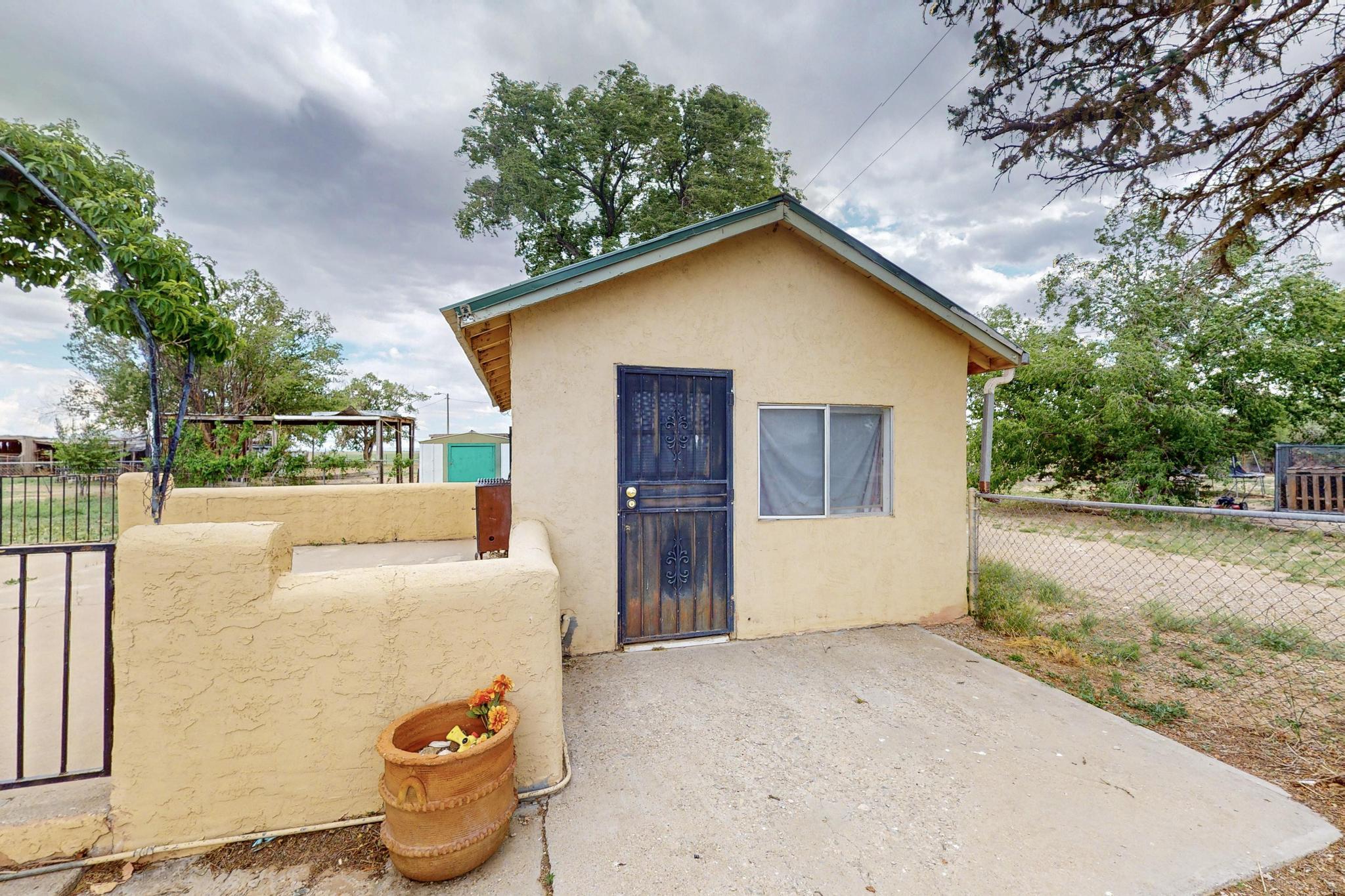 10 E Howell Road